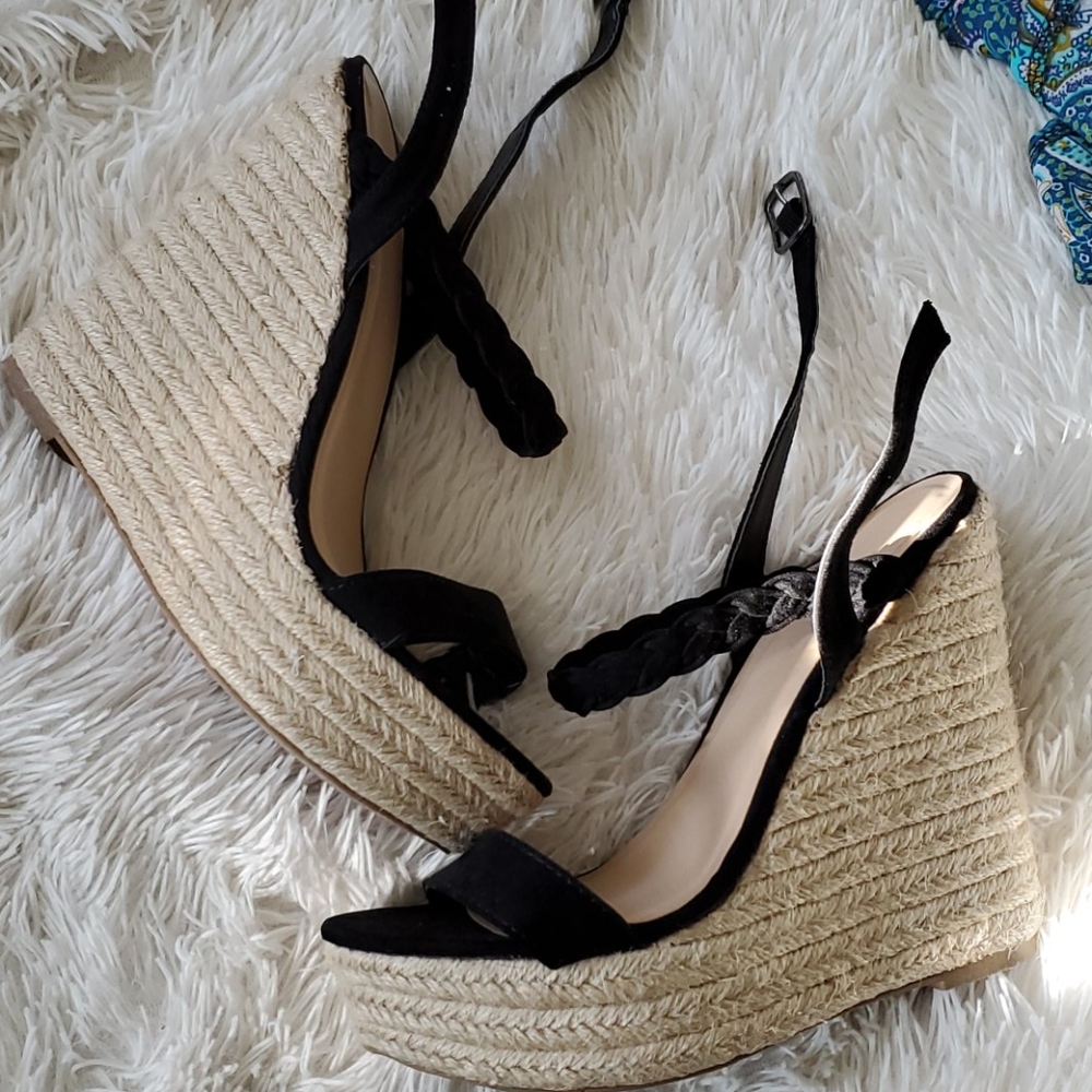Wedge sandals